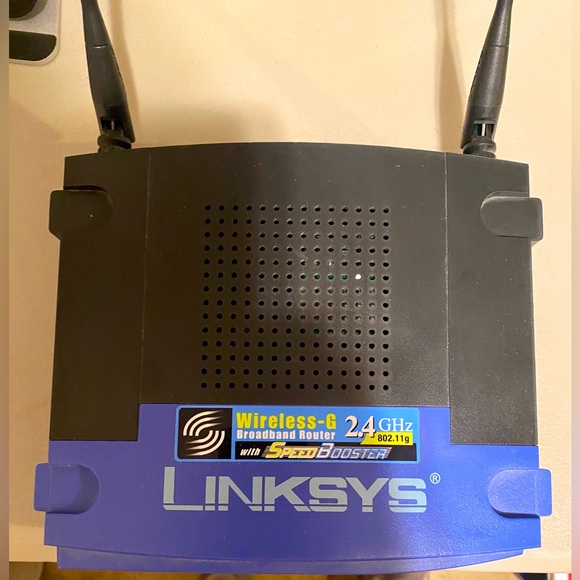 Linksys Router - Picture 2 of 4